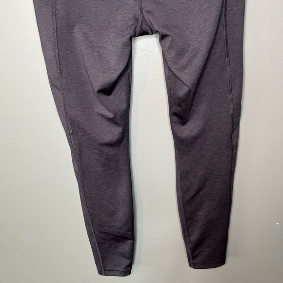 Athleta Ultimate Stash Pocket 7/8 Tight Legging - Picture 9 of 13